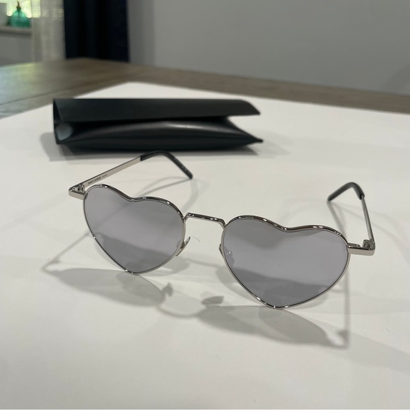 New Saint Laurent LOULOU Mirror Heart Shaped Sunglasses Silver w/ silver lenses - Picture 11 of 13